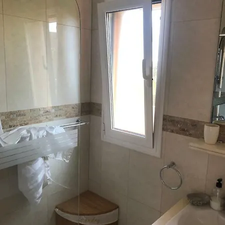 Villa Rosas La Oliva