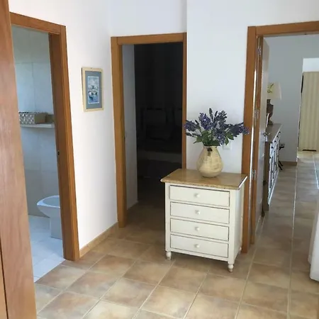 Rosas Villa La Oliva