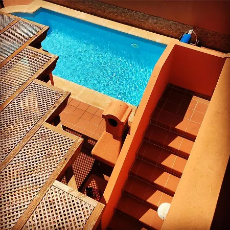 Rosas Villa *